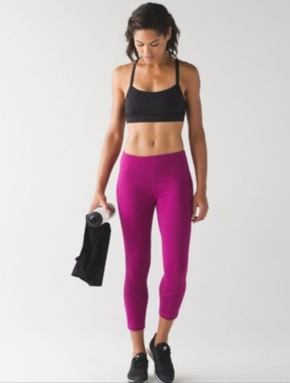 Lululemon Pace Rival Crop leggings in the color Deep Fuschia